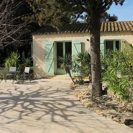 Mazet Muguet Holiday home *